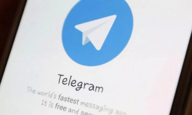Membuat channel di Telegram juga sangat mudah sekali.